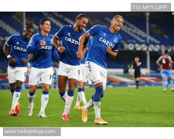 埃弗顿主场迎战西汉姆联双方争夺英超宝贵积分之战