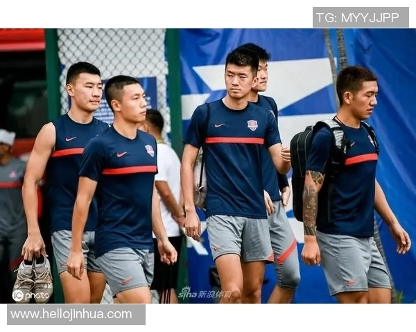 重庆网球队战术变革引发热议提升竞技水平与团队协作新策略探讨