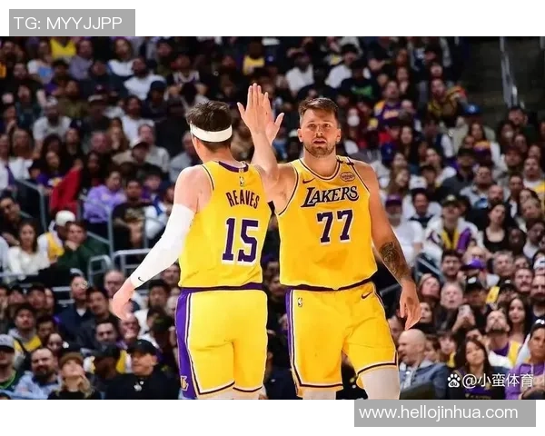 雄鹿与湖人激战360直播全程回顾精彩瞬间与赛后分析